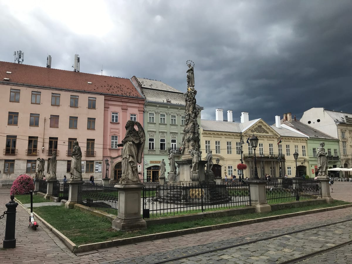 Morový stĺp Immaculata na Hlavnej ulici v Košiciach